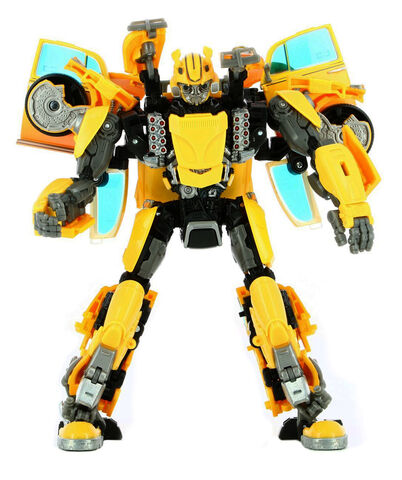 Figurine - Transformers - Mv6 Masterpiece Stryker 1